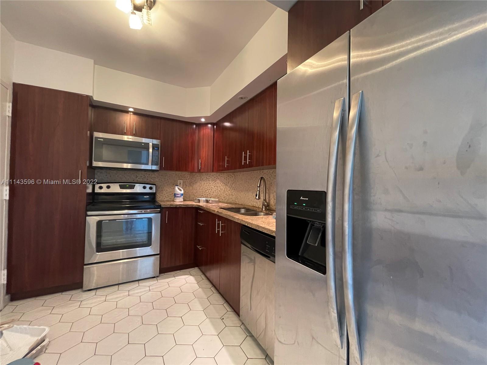 ARLEN HOUSE WEST CONDO - Residential Lease