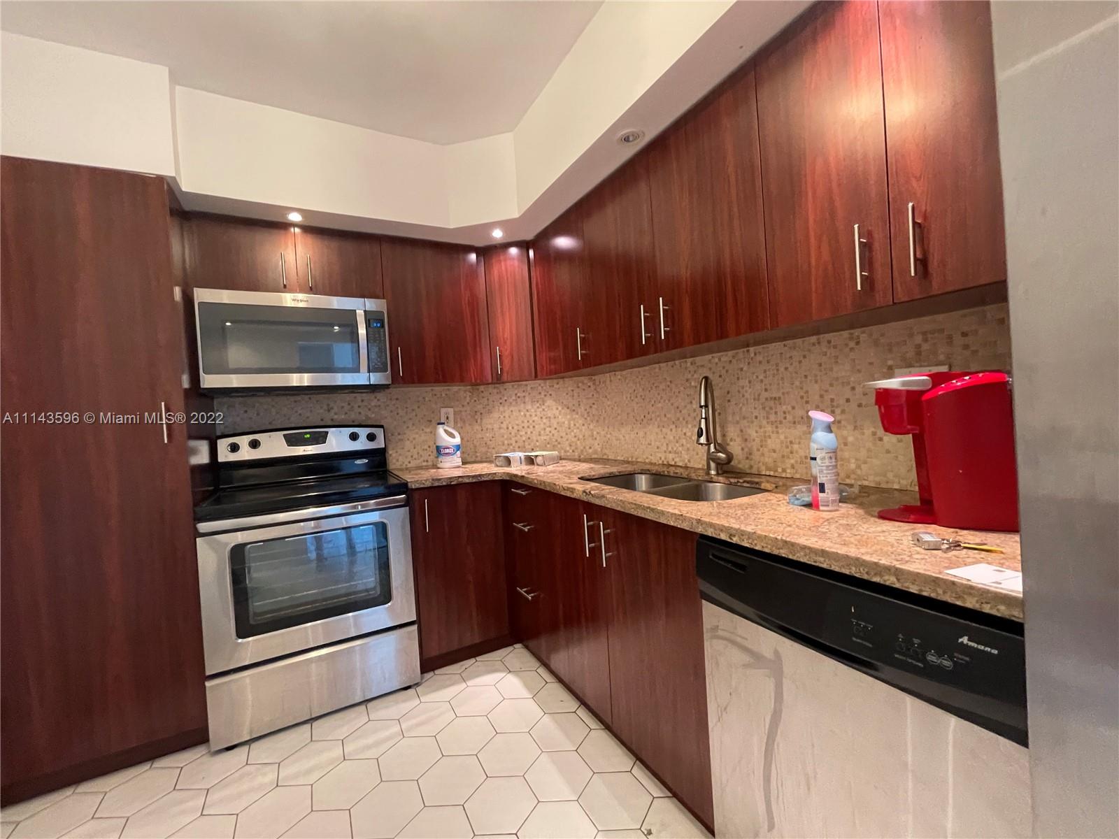 ARLEN HOUSE WEST CONDO - Residential Lease