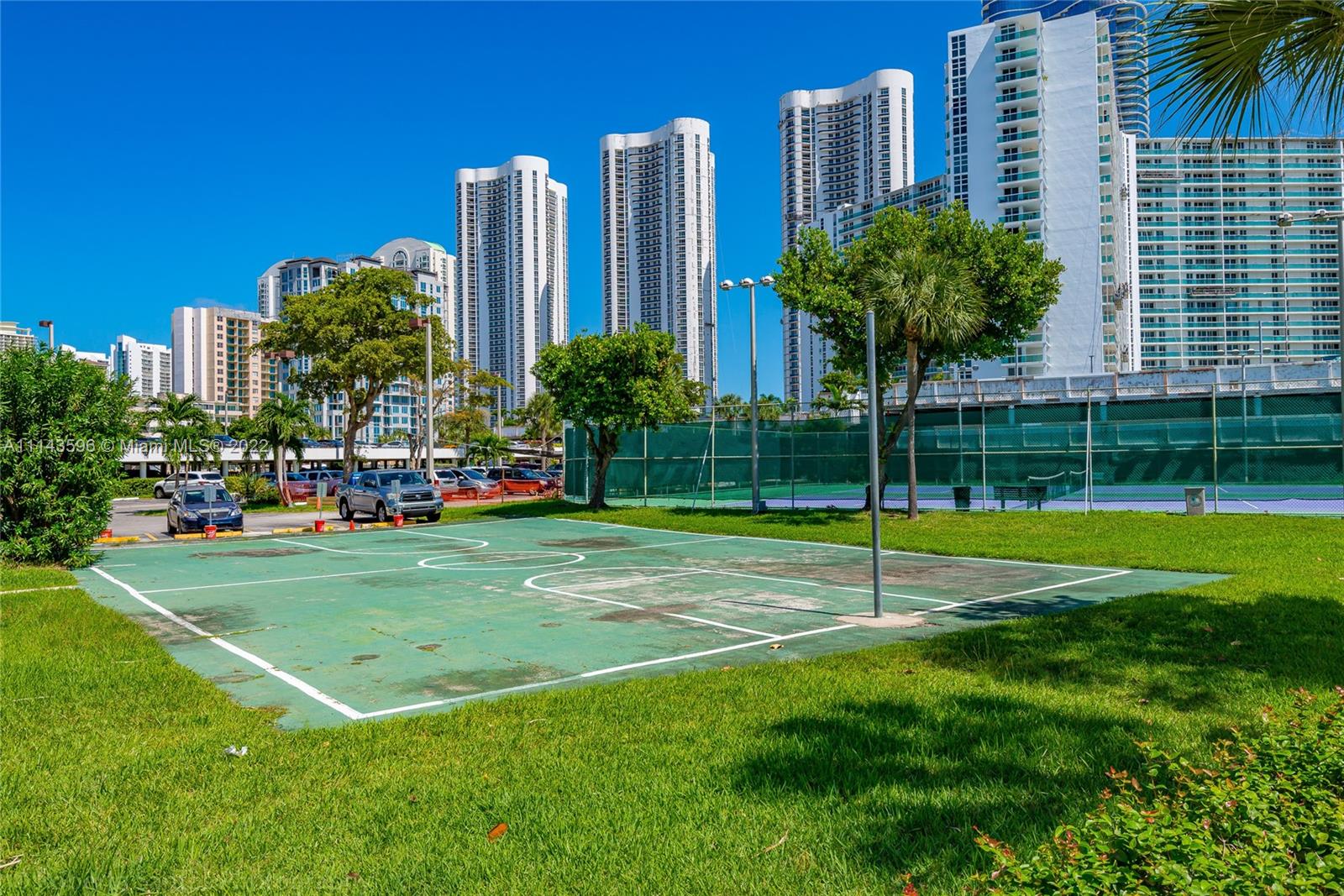 ARLEN HOUSE WEST CONDO - Residential Lease