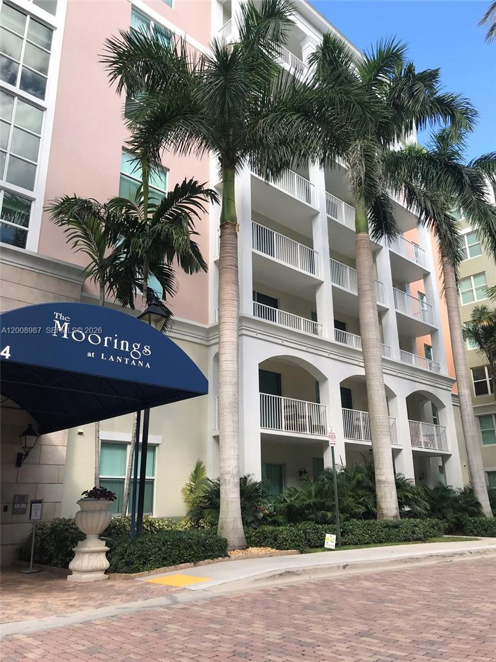 Photo of 804 E Windward Way #522, Lantana, FL 33462 (MLS # A12008987)