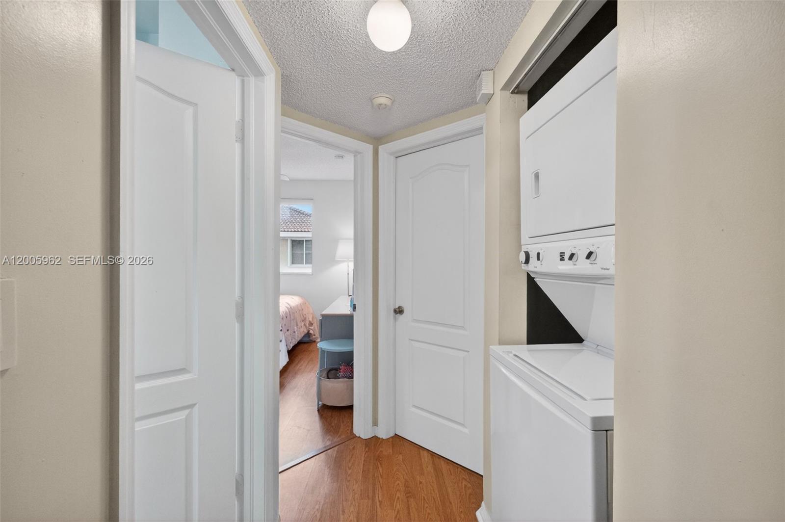 PASEOS AT MIAMI LAKES - Residential