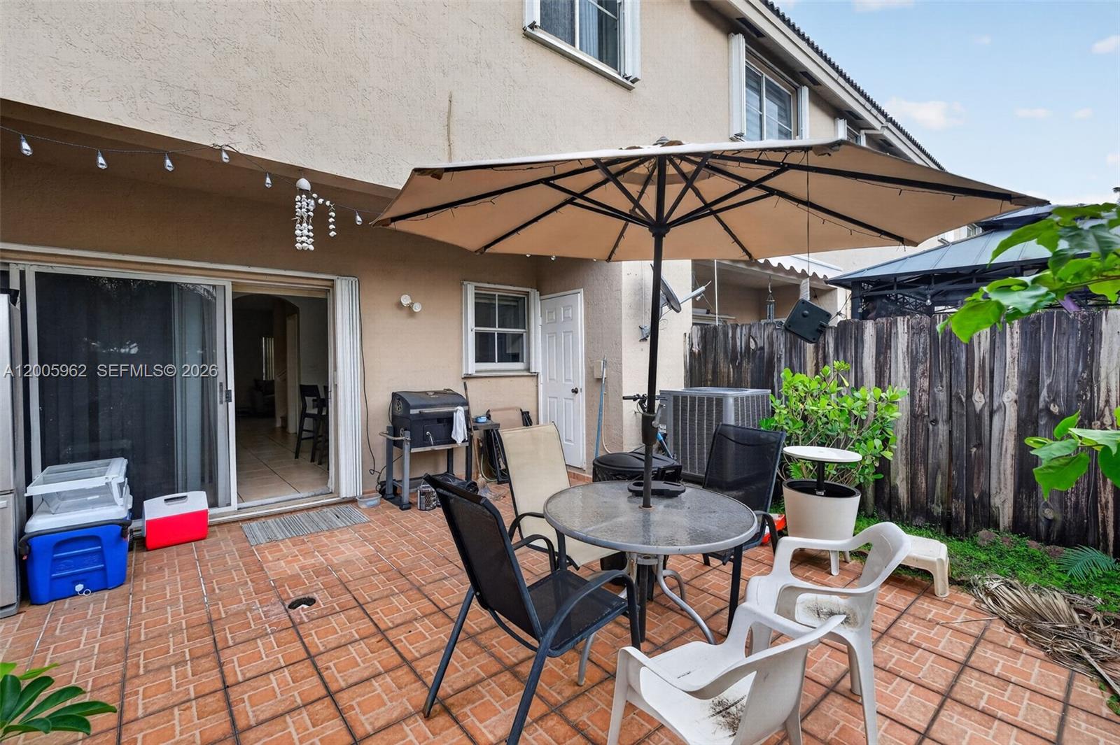 PASEOS AT MIAMI LAKES - Residential