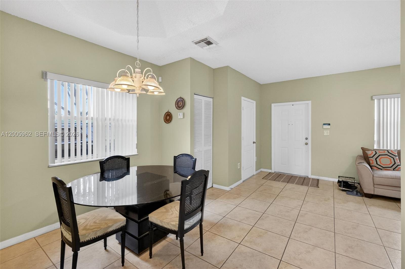 PASEOS AT MIAMI LAKES - Residential