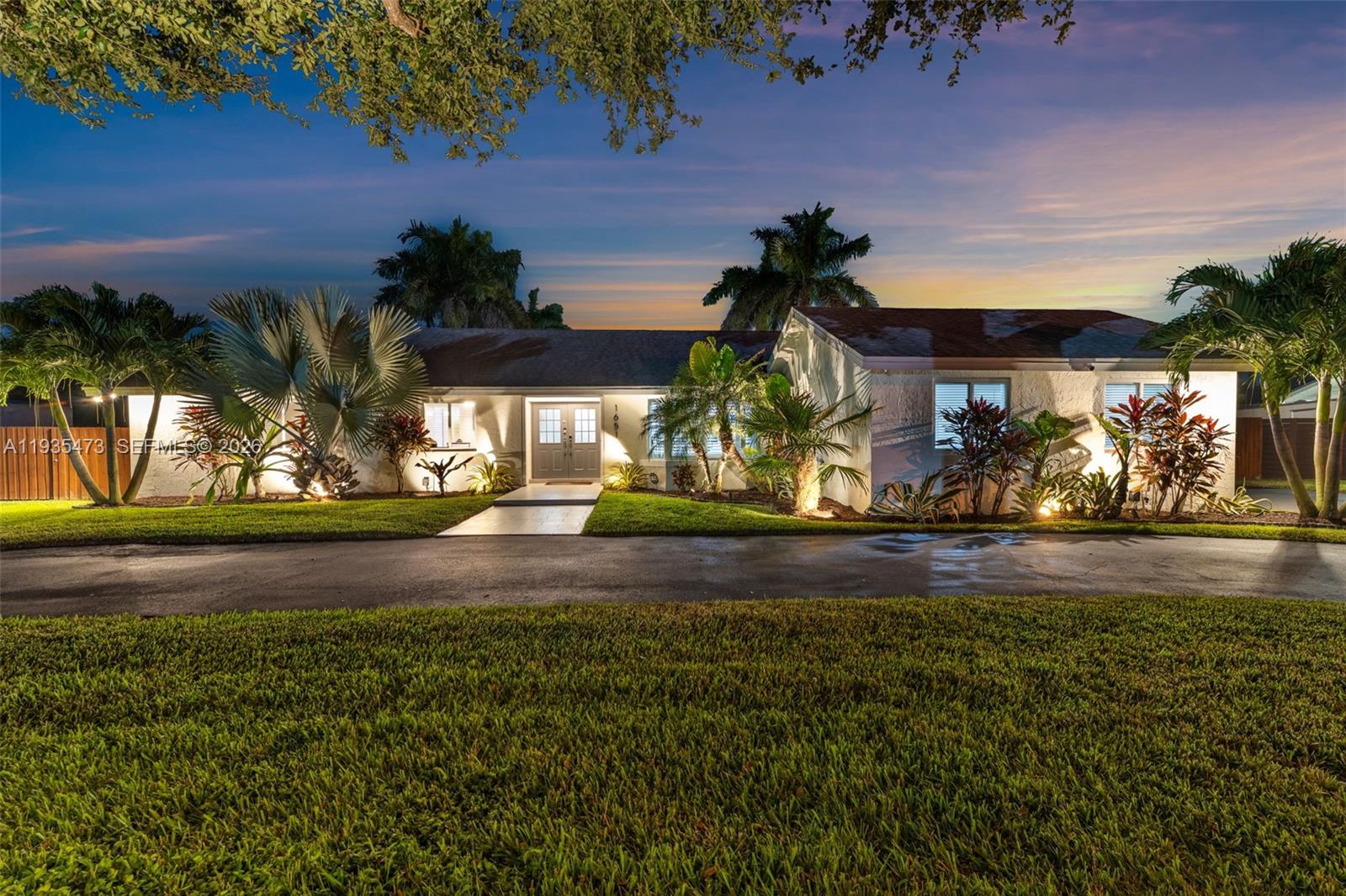 WESTBURY ESTATES - Residential