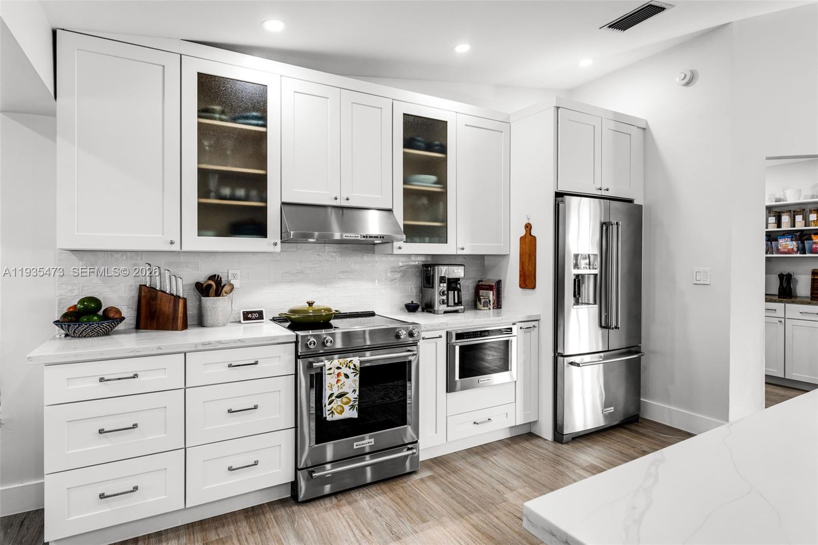 WESTBURY ESTATES - Residential