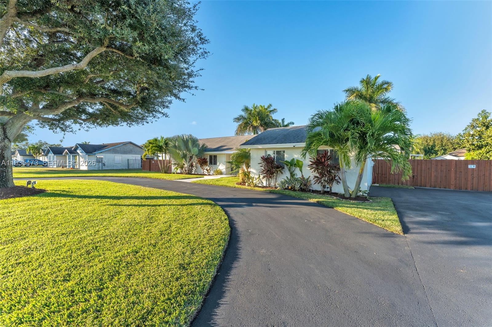 WESTBURY ESTATES - Residential