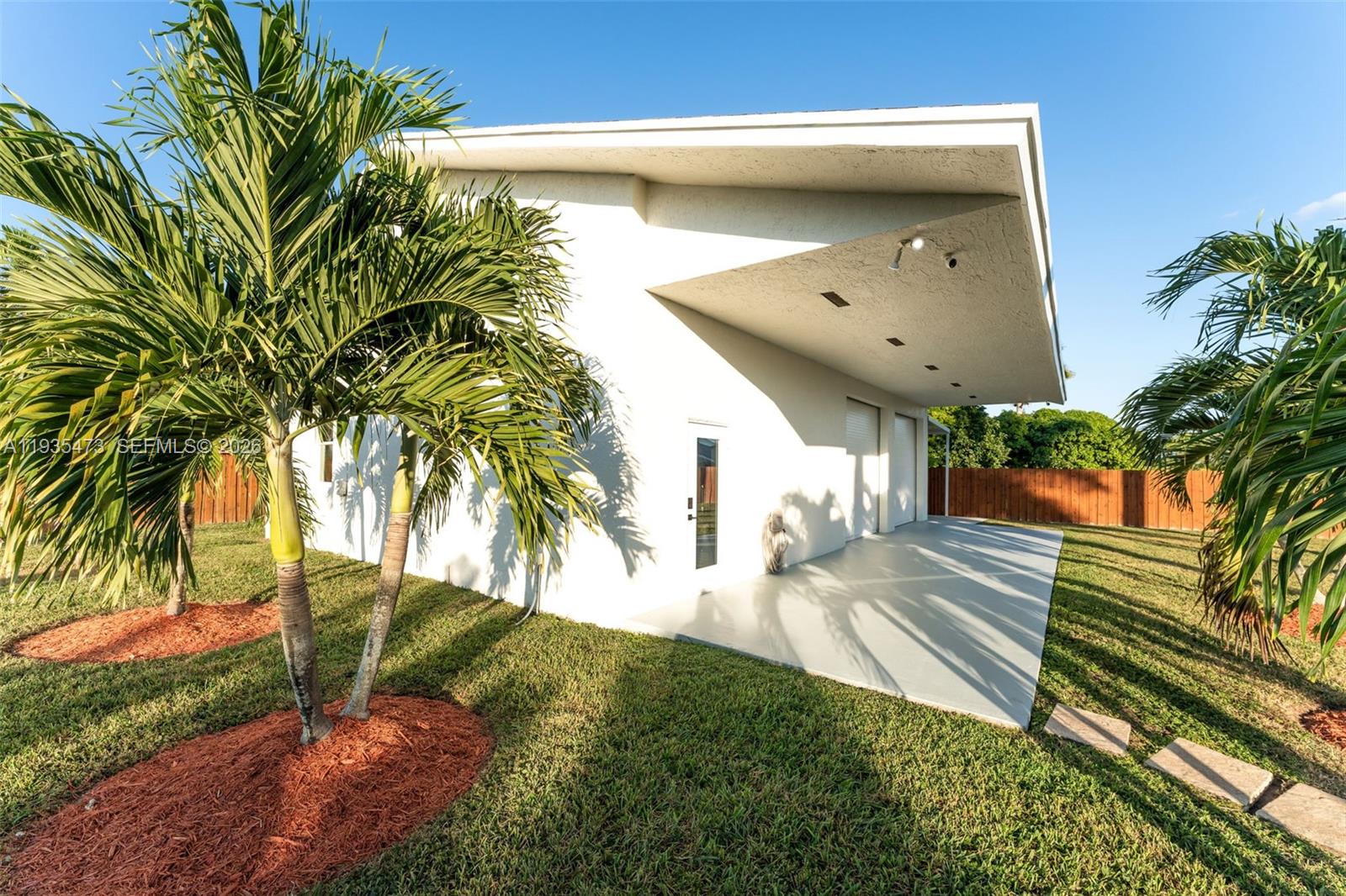 WESTBURY ESTATES - Residential