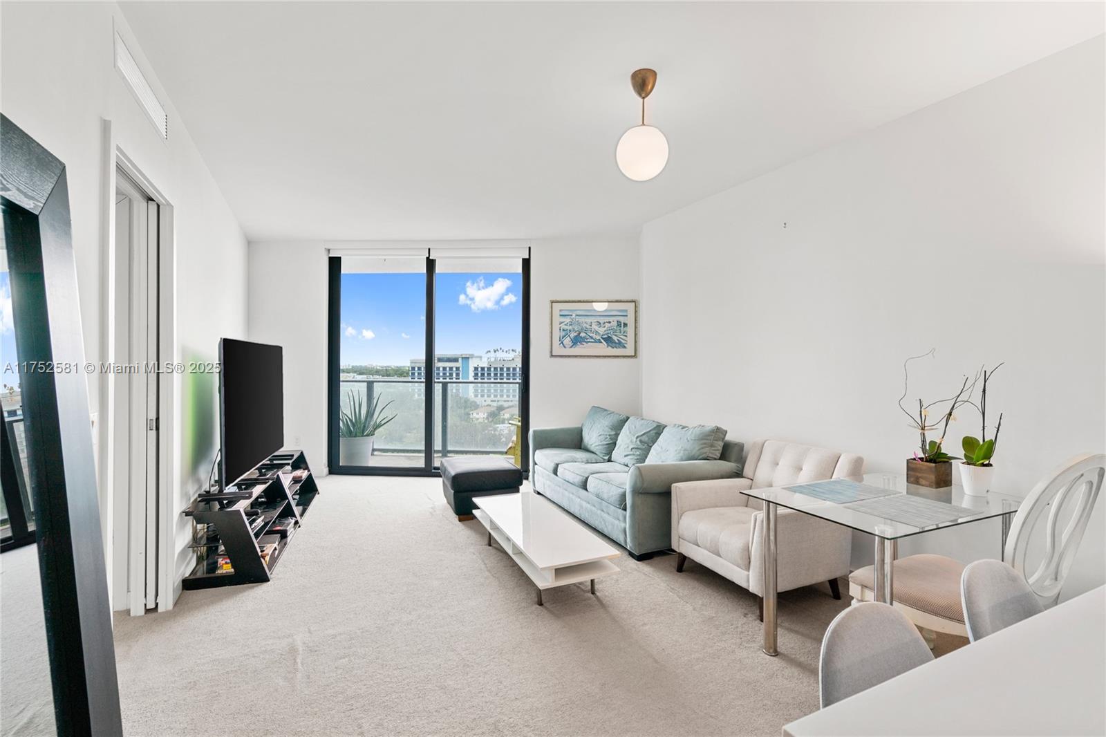 PARAISO BAYVIEWS CONDO - Residential