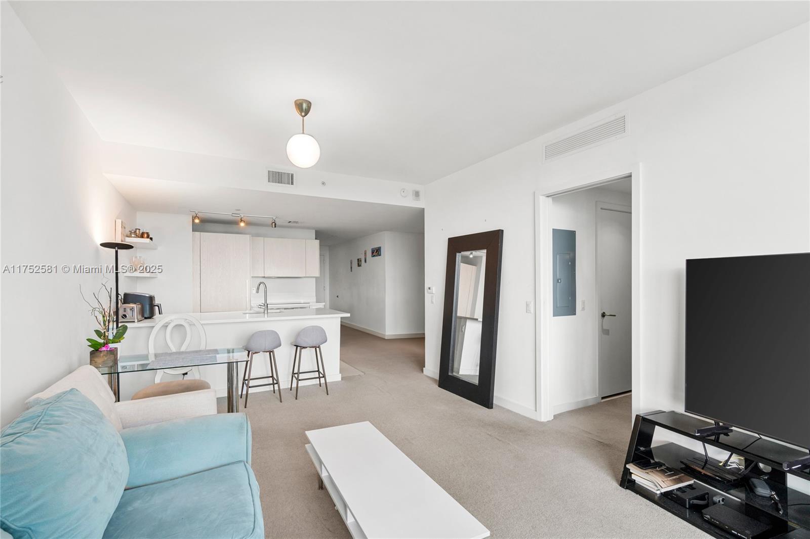 PARAISO BAYVIEWS CONDO - Residential