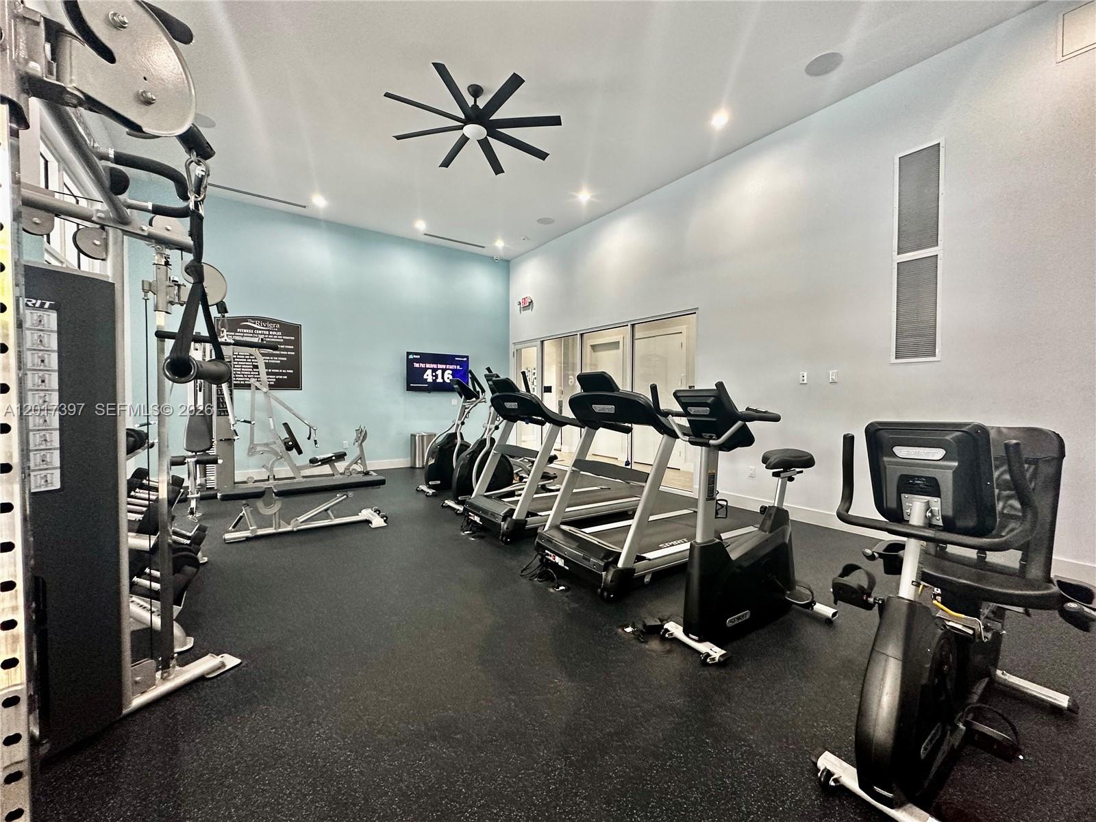 HOMESTEAD PARK OF COMMERC - Residential Lease