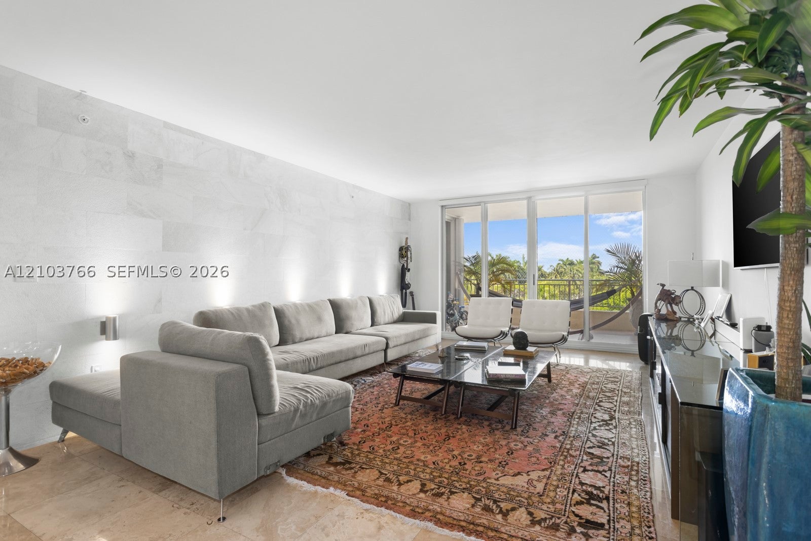 View photos, virtual tours, details... 765 Crandon Blvd 310