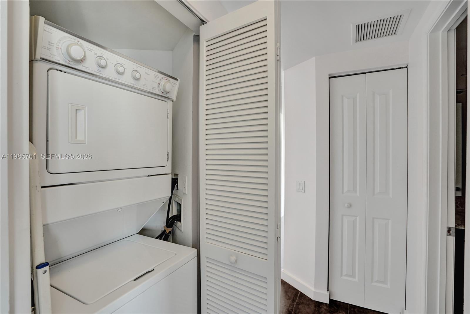 PLATINUM CONDO - Residential Lease