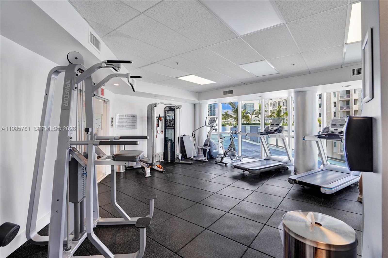 PLATINUM CONDO - Residential Lease