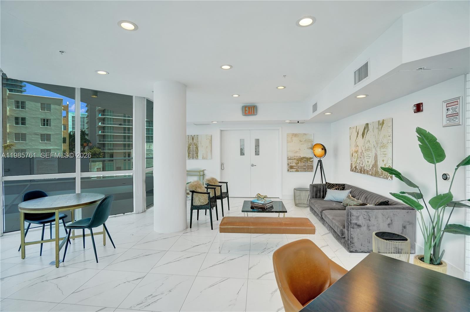 PLATINUM CONDO - Residential Lease