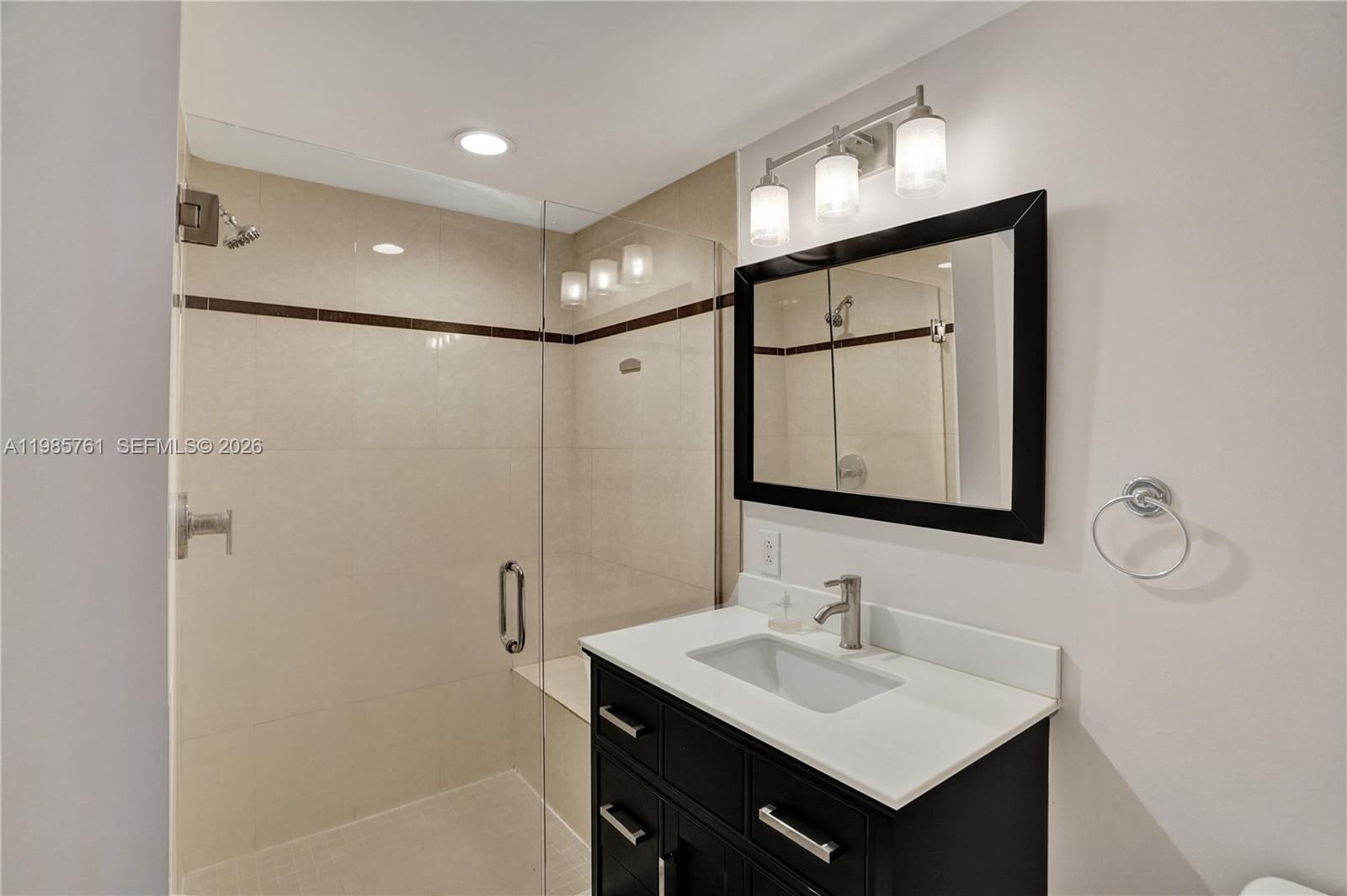 PLATINUM CONDO - Residential Lease