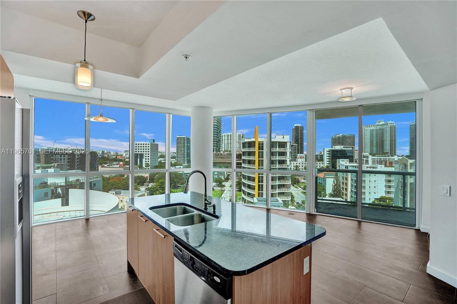 PLATINUM CONDO - Residential Lease