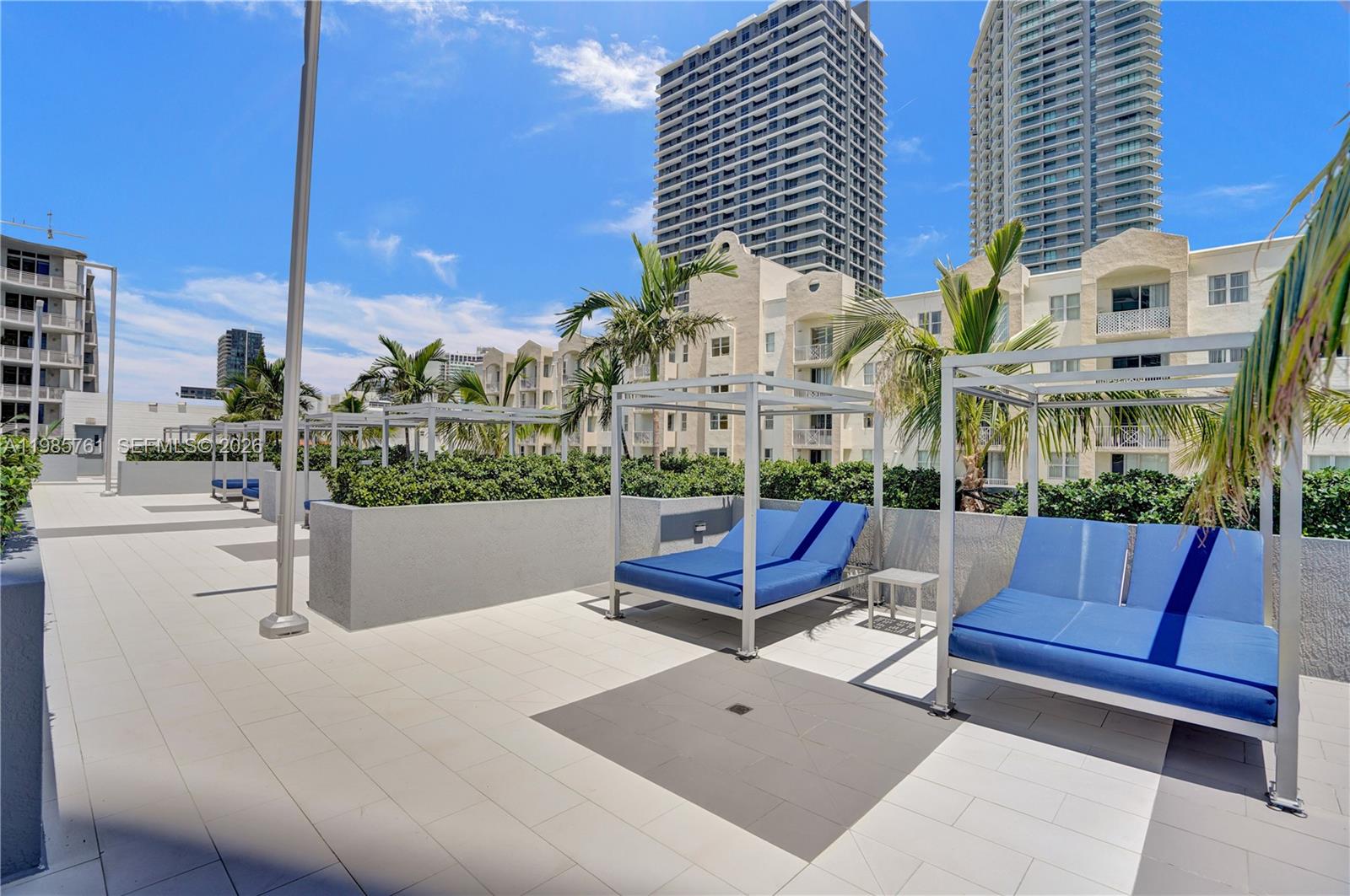 PLATINUM CONDO - Residential Lease