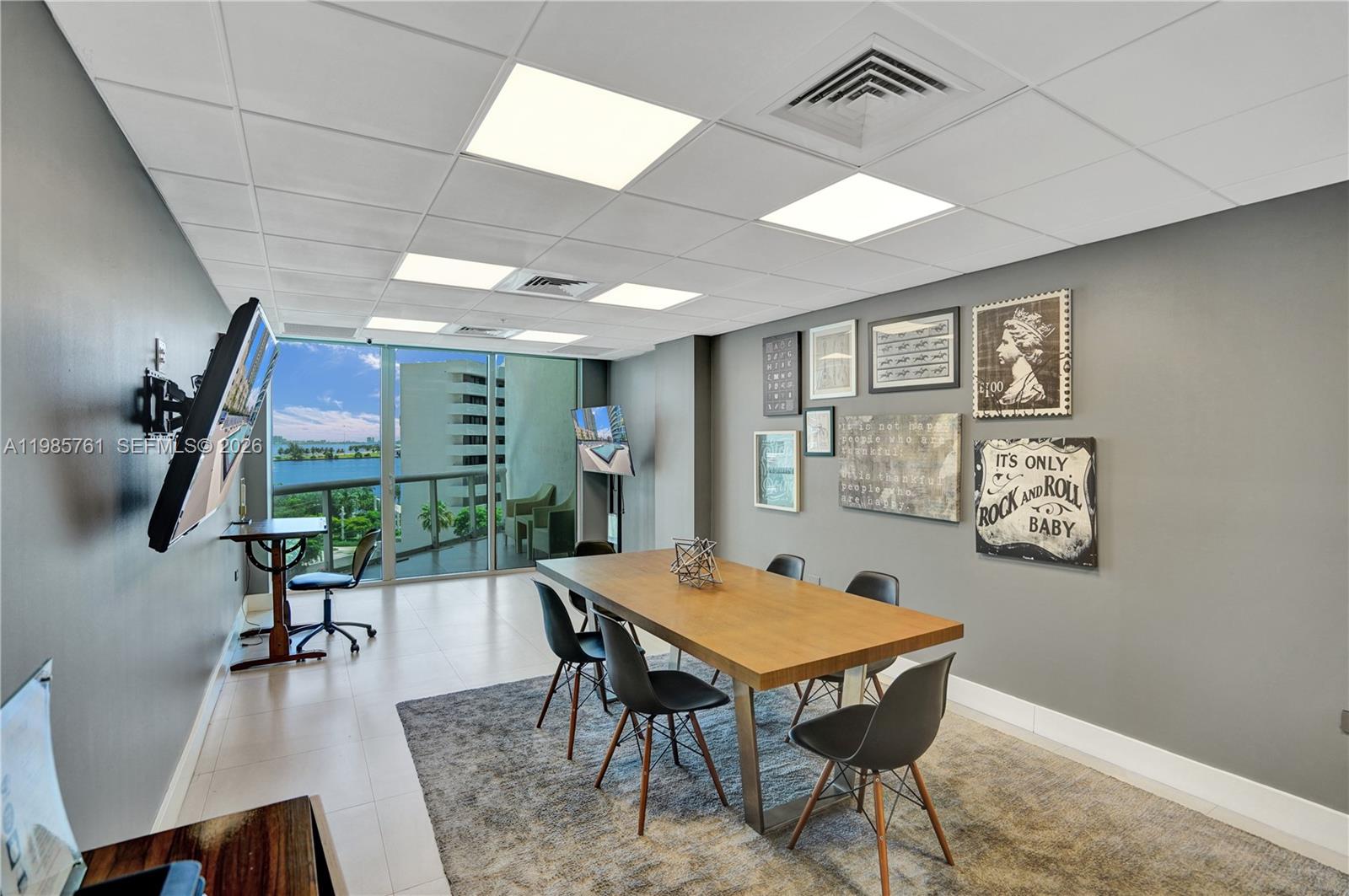 PLATINUM CONDO - Residential Lease