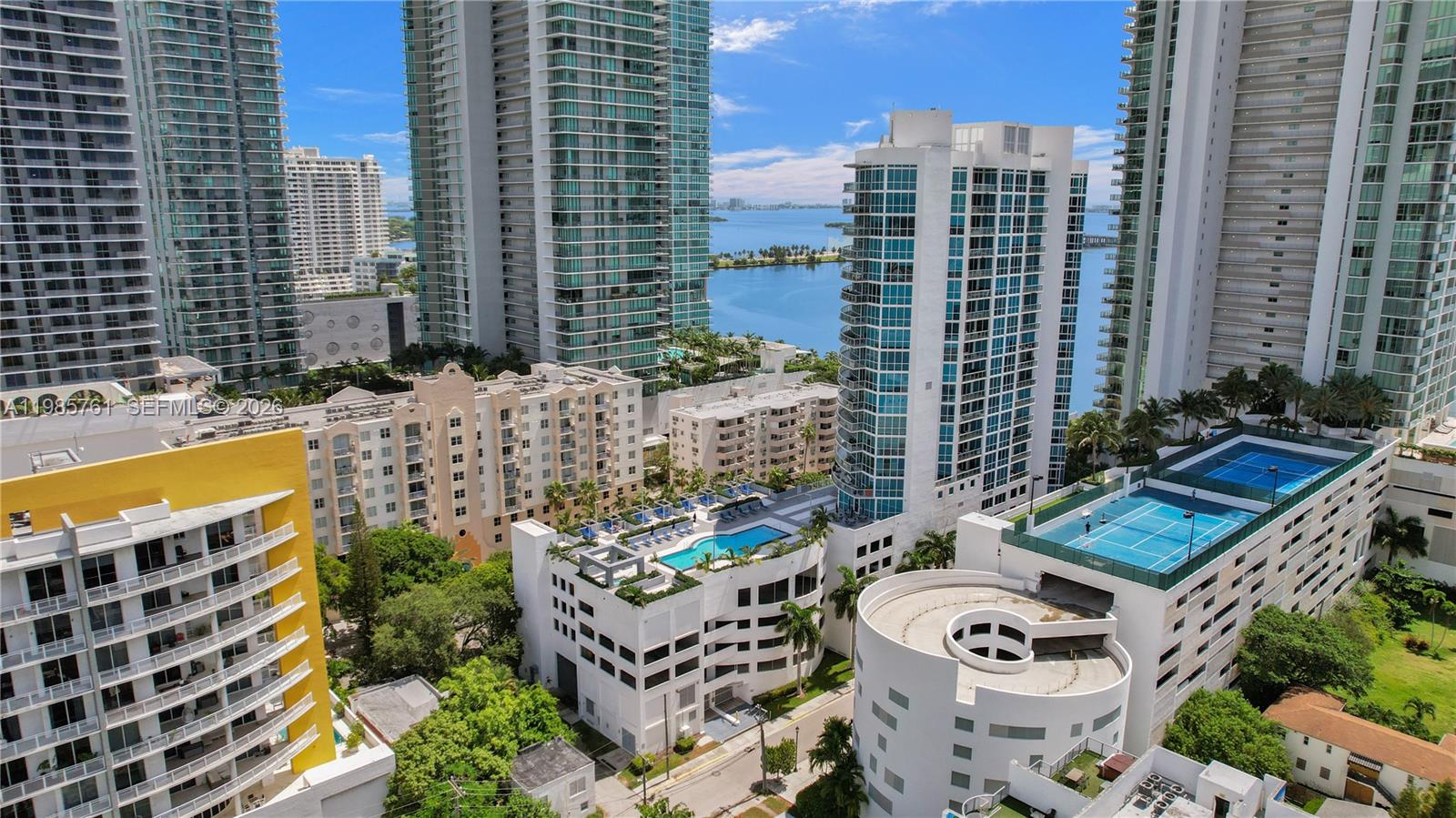 PLATINUM CONDO - Residential Lease