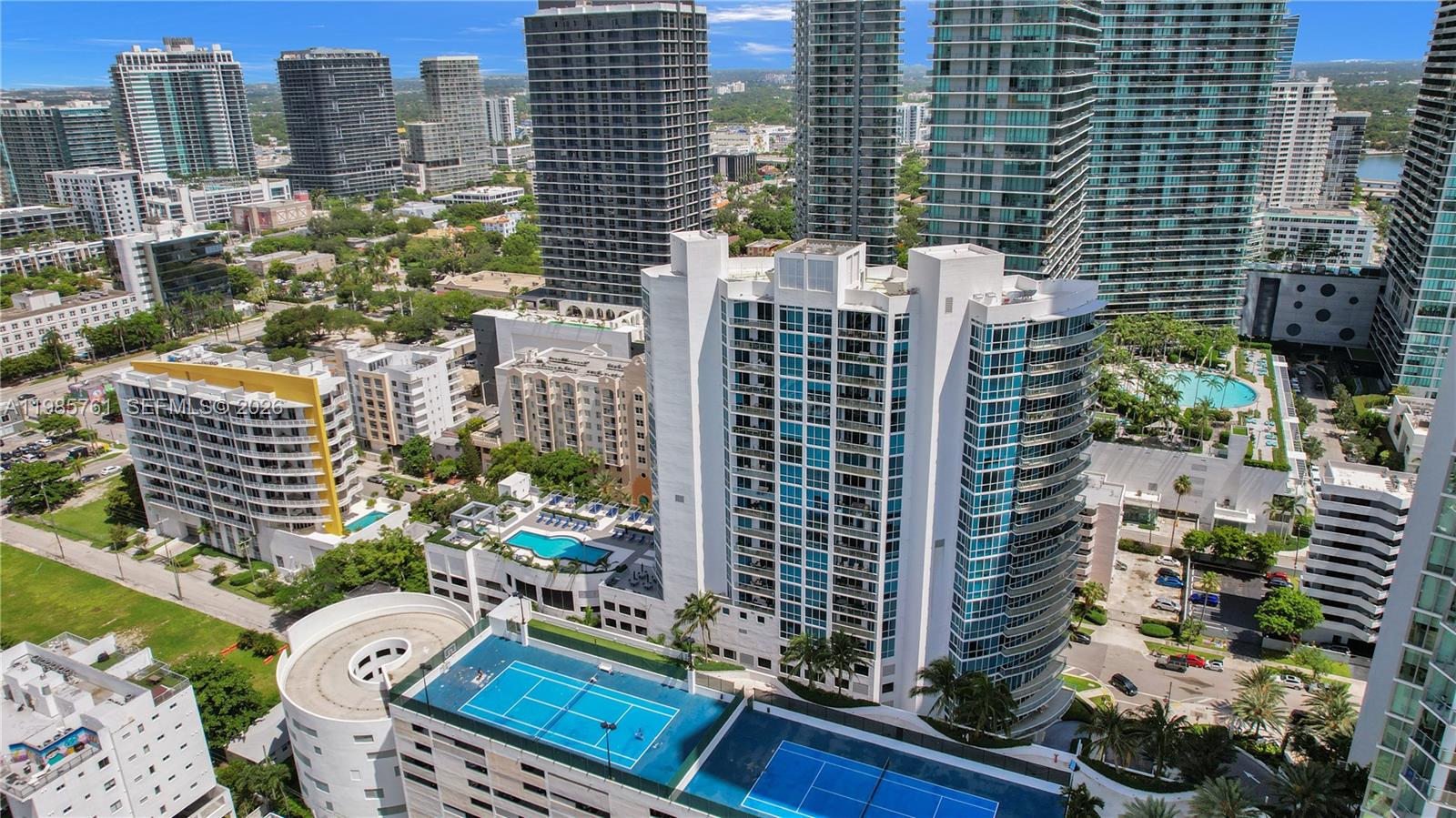 PLATINUM CONDO - Residential Lease