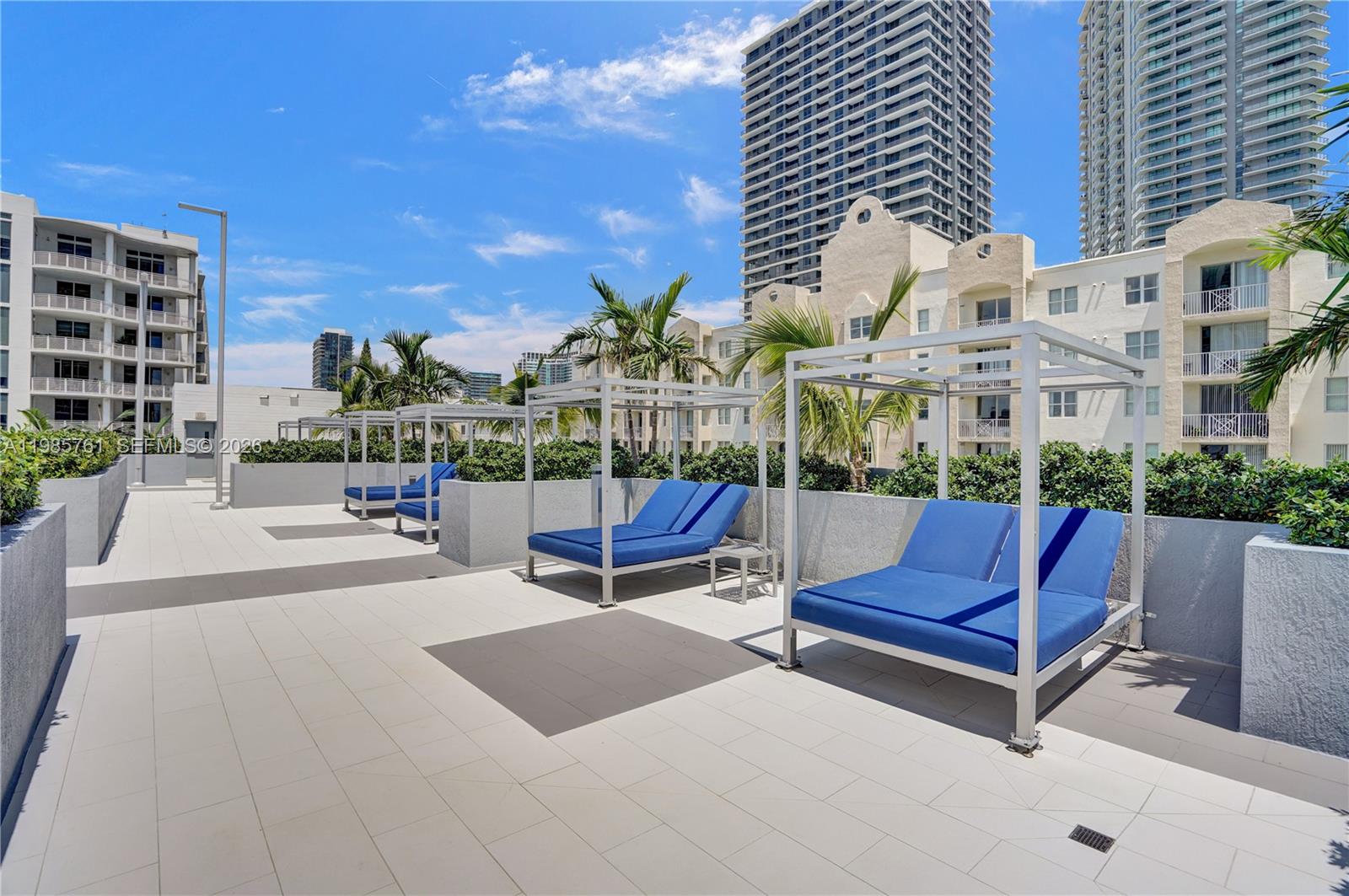 PLATINUM CONDO - Residential Lease