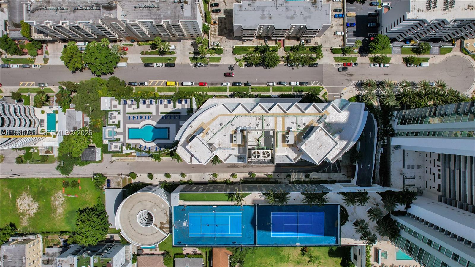 PLATINUM CONDO - Residential Lease