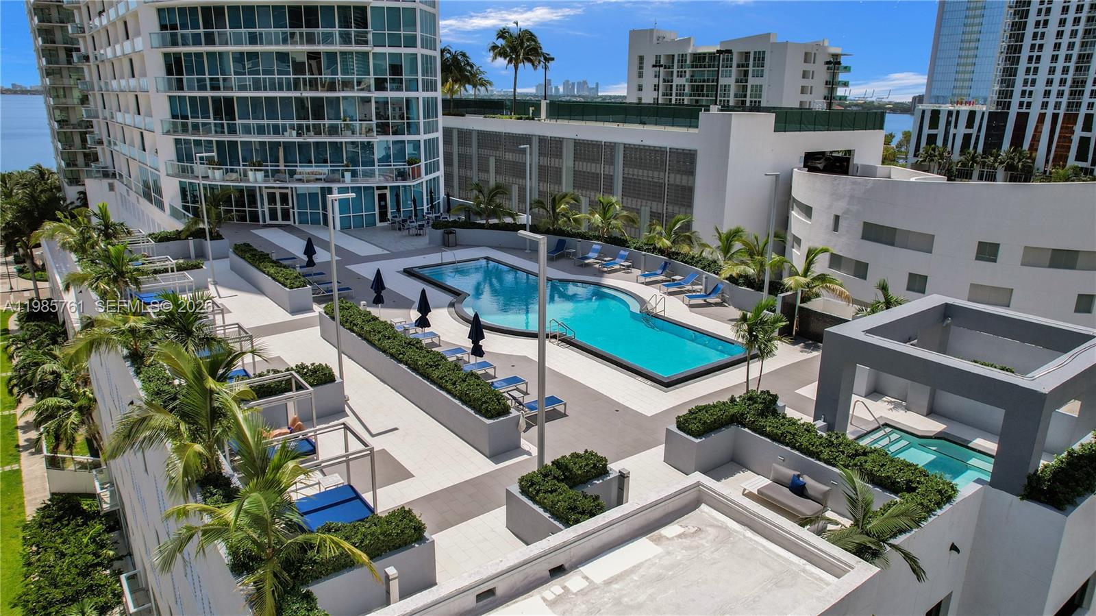 PLATINUM CONDO - Residential Lease