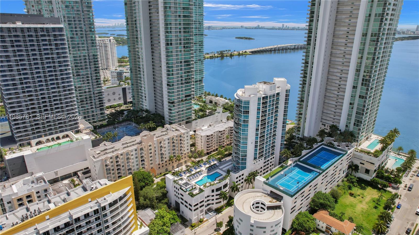 PLATINUM CONDO - Residential Lease