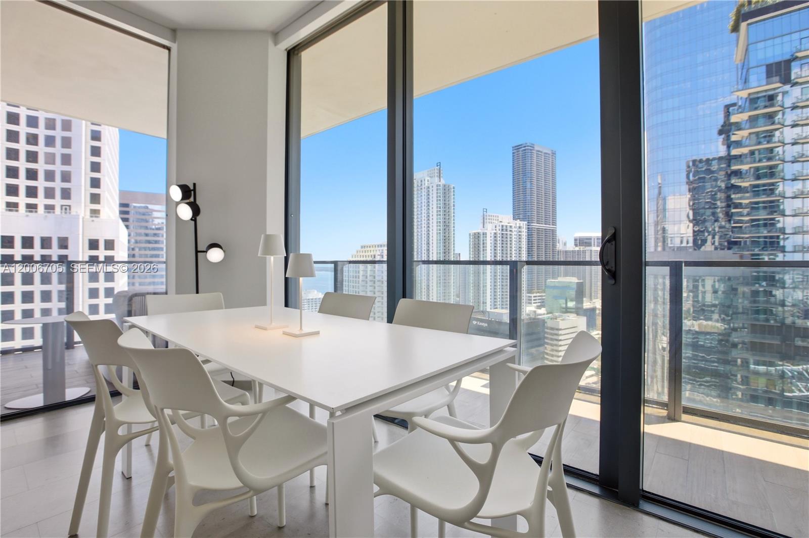 REACH CONDO - Residential