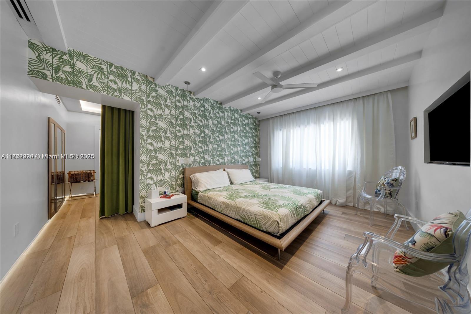 AMD PL BISCAYNE PINES - Residential Lease