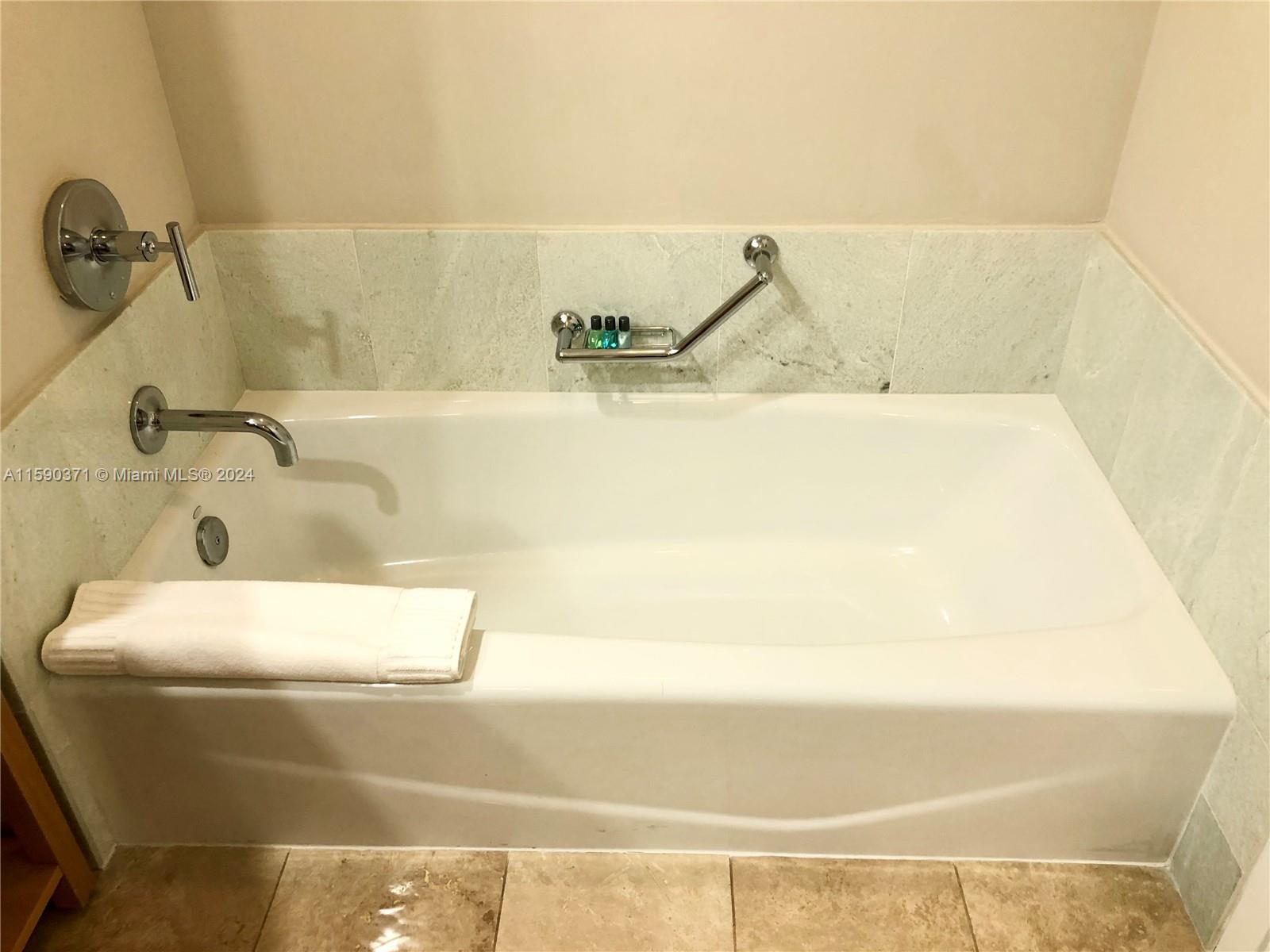 M RESORT RESIDENCES CONDO - Residential