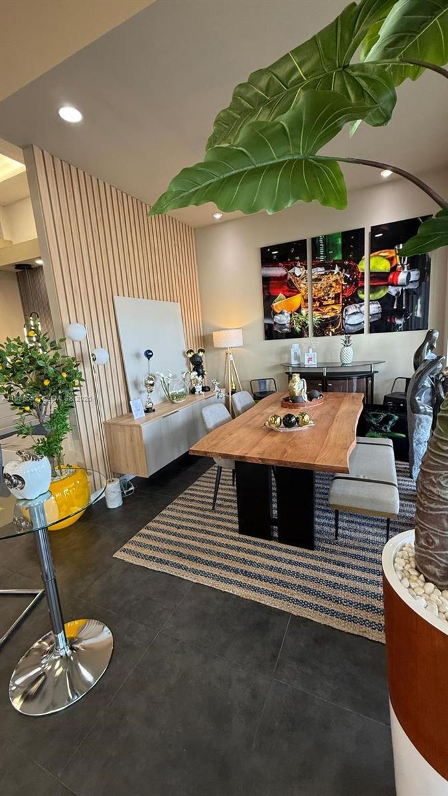 Established furniture business for sale in a prime Miami location. This turnkey operation offers a curated selection of modern, stylish, and high-quality furniture, catering to homeowners, interior designers, and short-term rental investors. The business is fully operational with an established client base, vendor relationships, and a strong presence in a high-demand market. Miami’s continuous growth and active real estate market make this a highly attractive opportunity for investors looking to enter or expand within the furniture and home design industry.
This is an ideal opportunity for an owner-operator or investor seeking a profitable and scalable business with strong potential for growth, including expansion into e-commerce or partnerships with real estate and Airbnb operators.