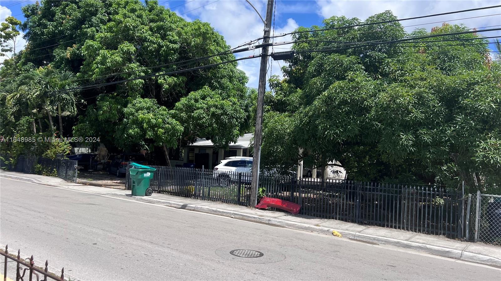 13381 Nw 32nd Ct, Opa-Locka, Miami-Dade County, Florida - 2 Bedrooms  
1 Bathrooms - 
