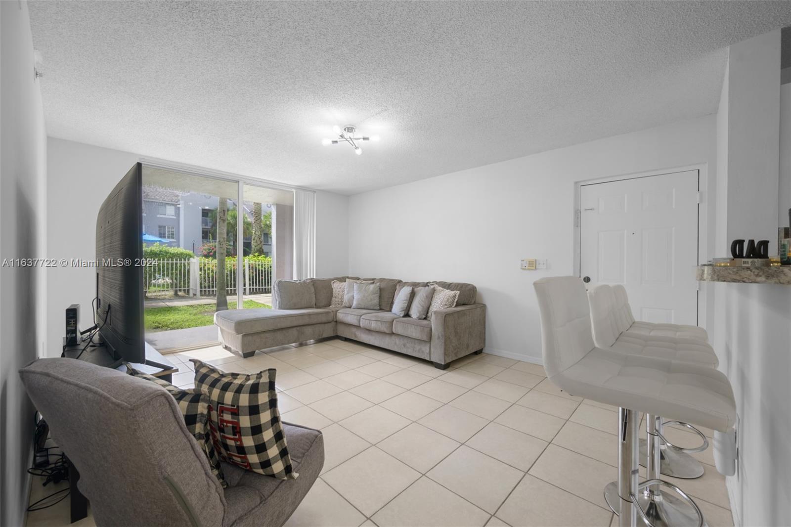 DEVONAIRE CONDO AT PEMBRO - Residential