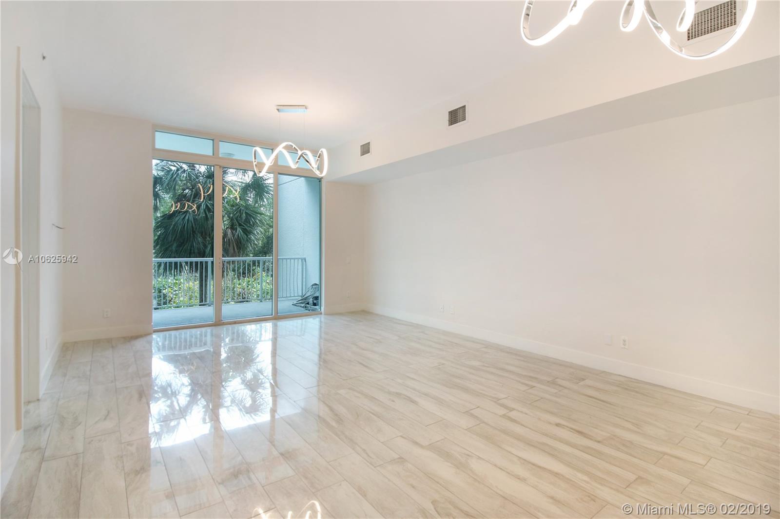 THE OAKS I CONDO - Residential Lease