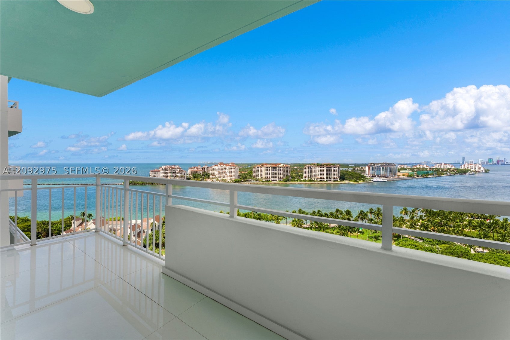 400 S Pointe Dr 1805