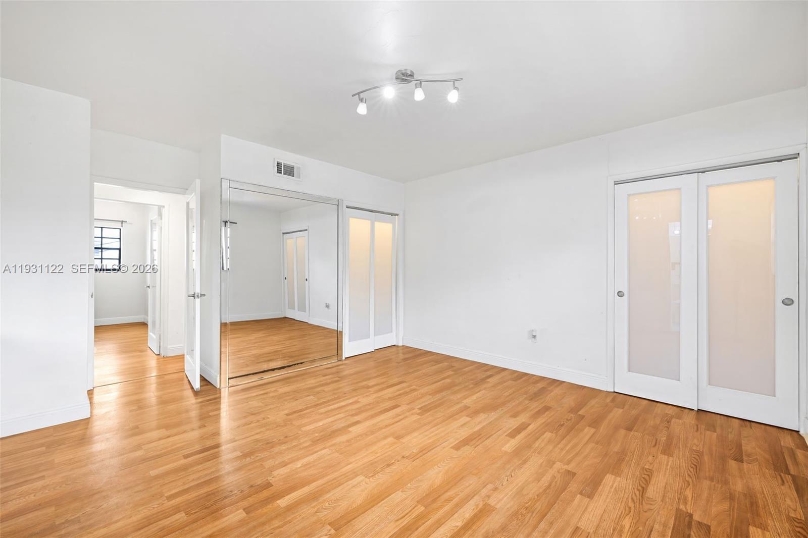 PARK VIEW ISLAND - Residential