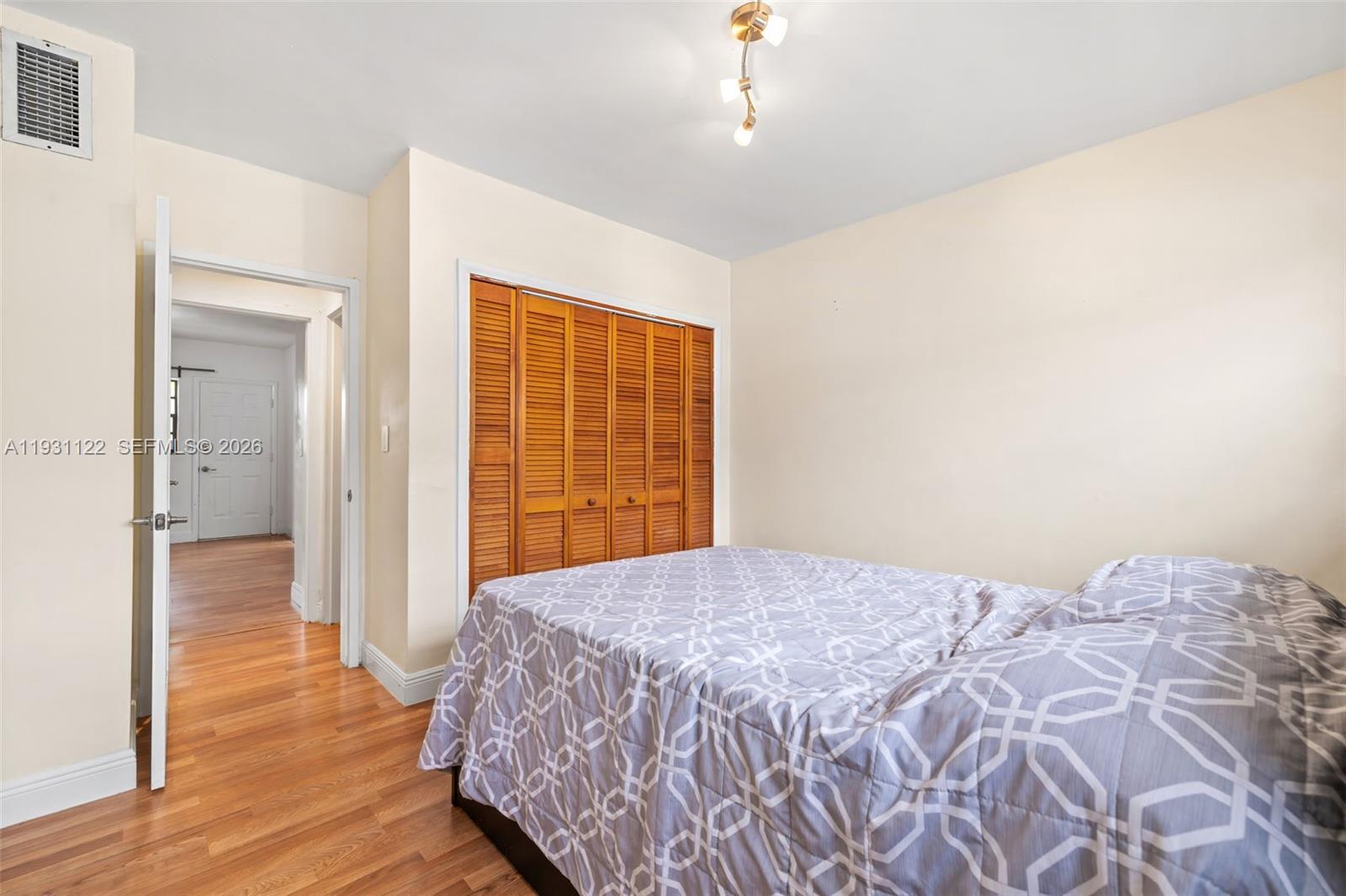 PARK VIEW ISLAND - Residential