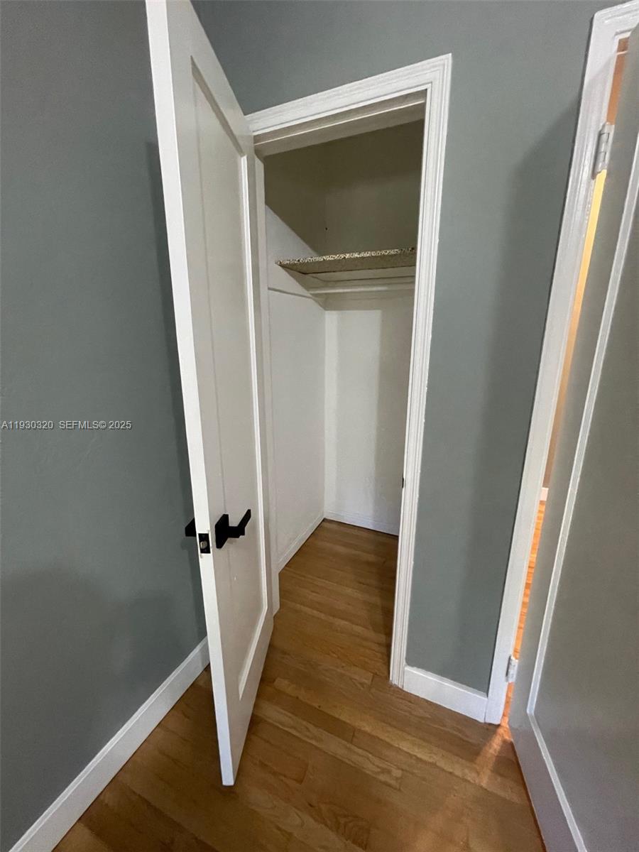 SHORES PLAZA EAST CONDO - Residential Lease