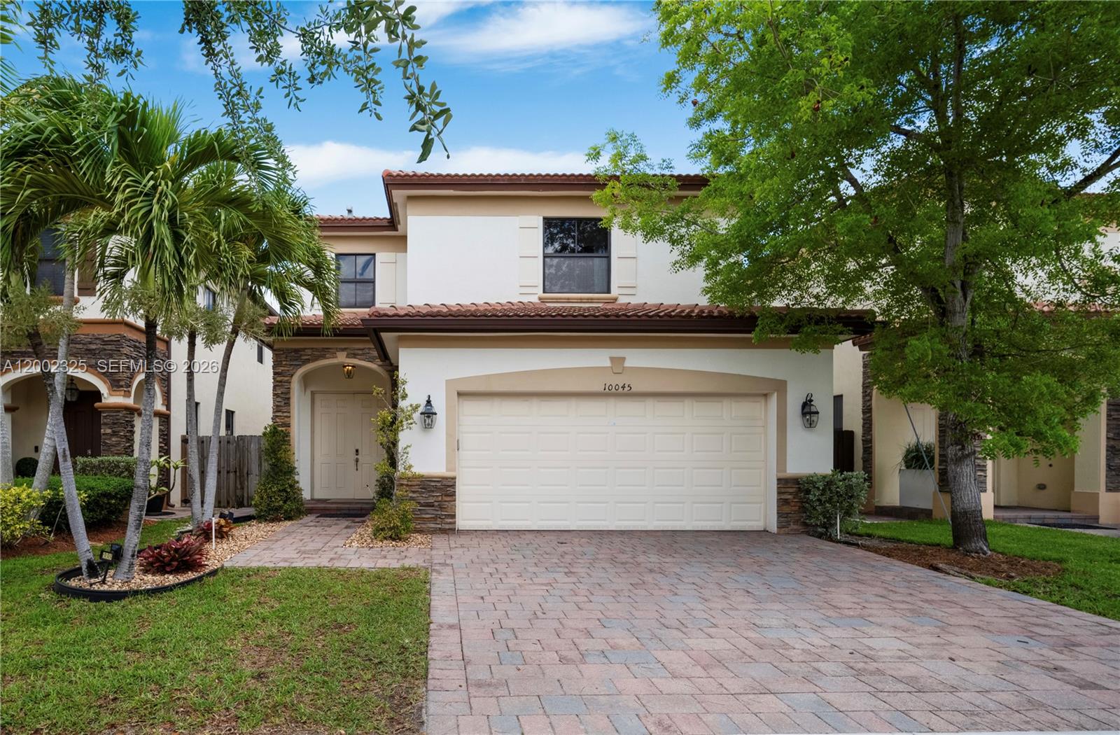 ISLES AT GRAND BAY - Residential