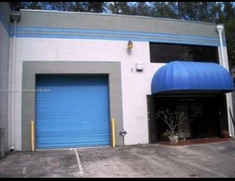 1801 NW 93rd Ave Doral FL 33172
