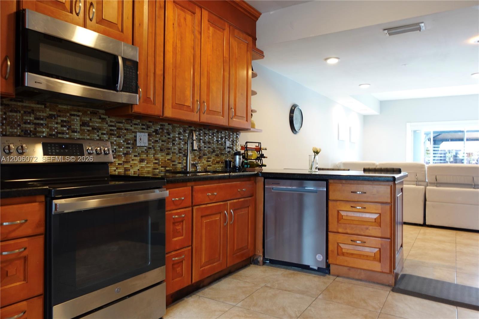 SIENNA VILLAS CONDO - Residential