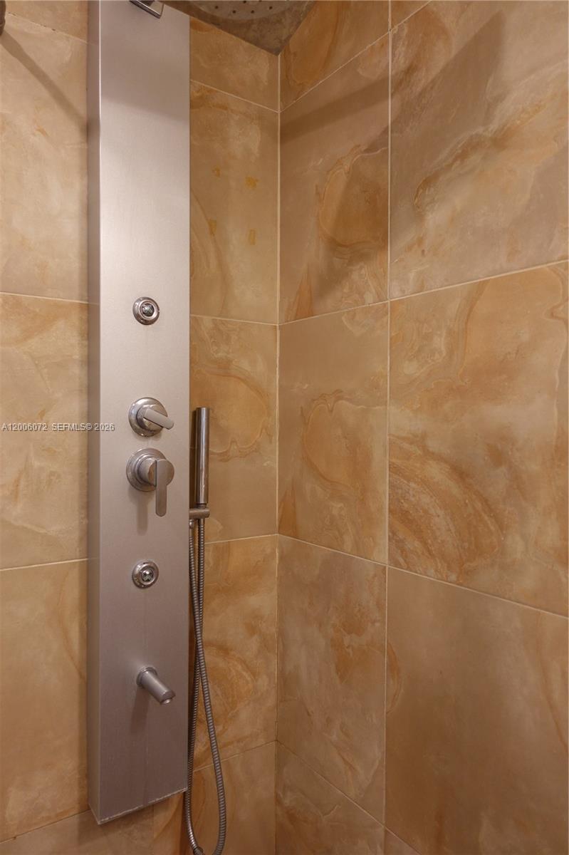 SIENNA VILLAS CONDO - Residential