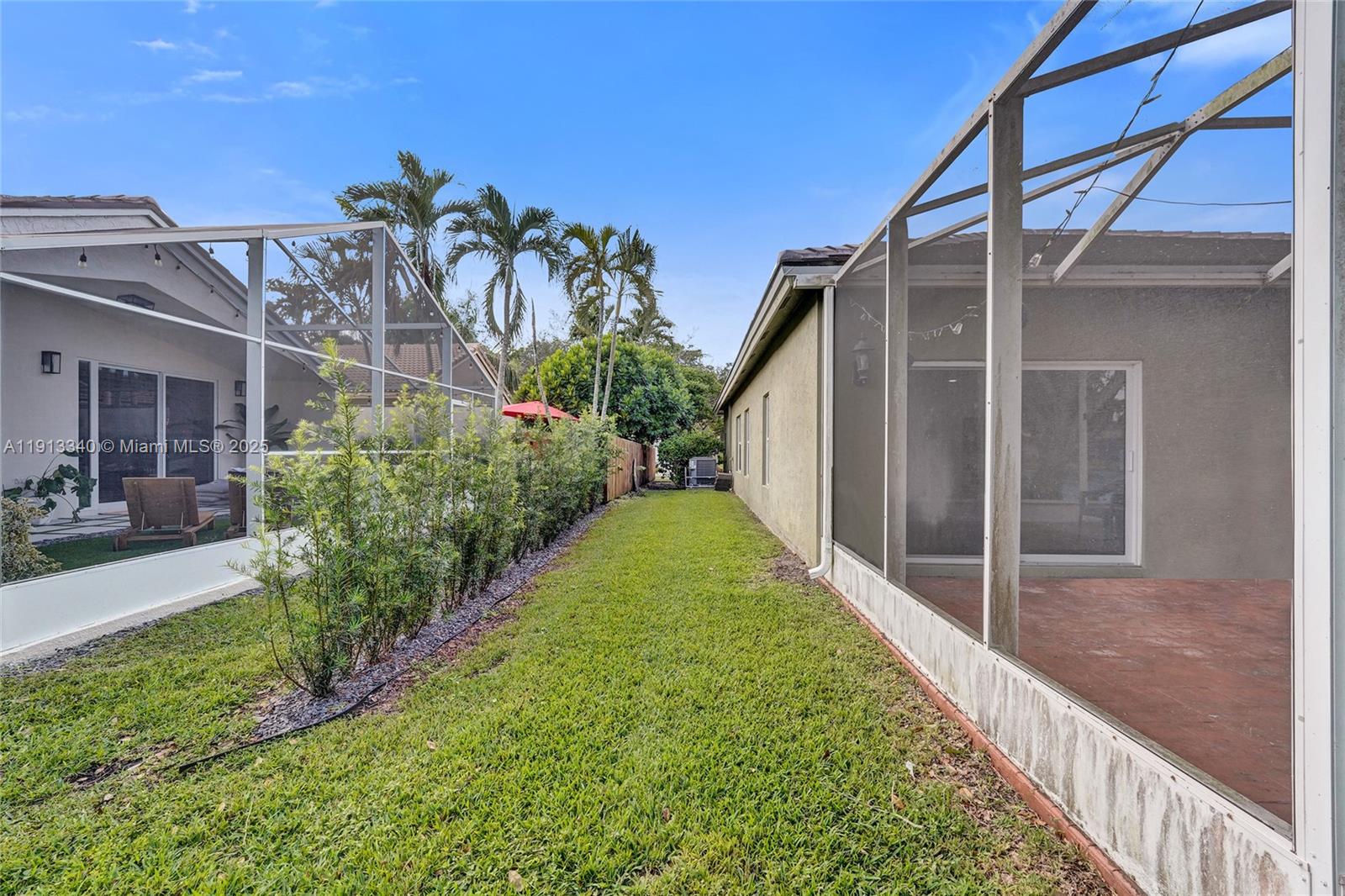 SAPPHIRE SHORES-SAPPHIRE - Residential Lease