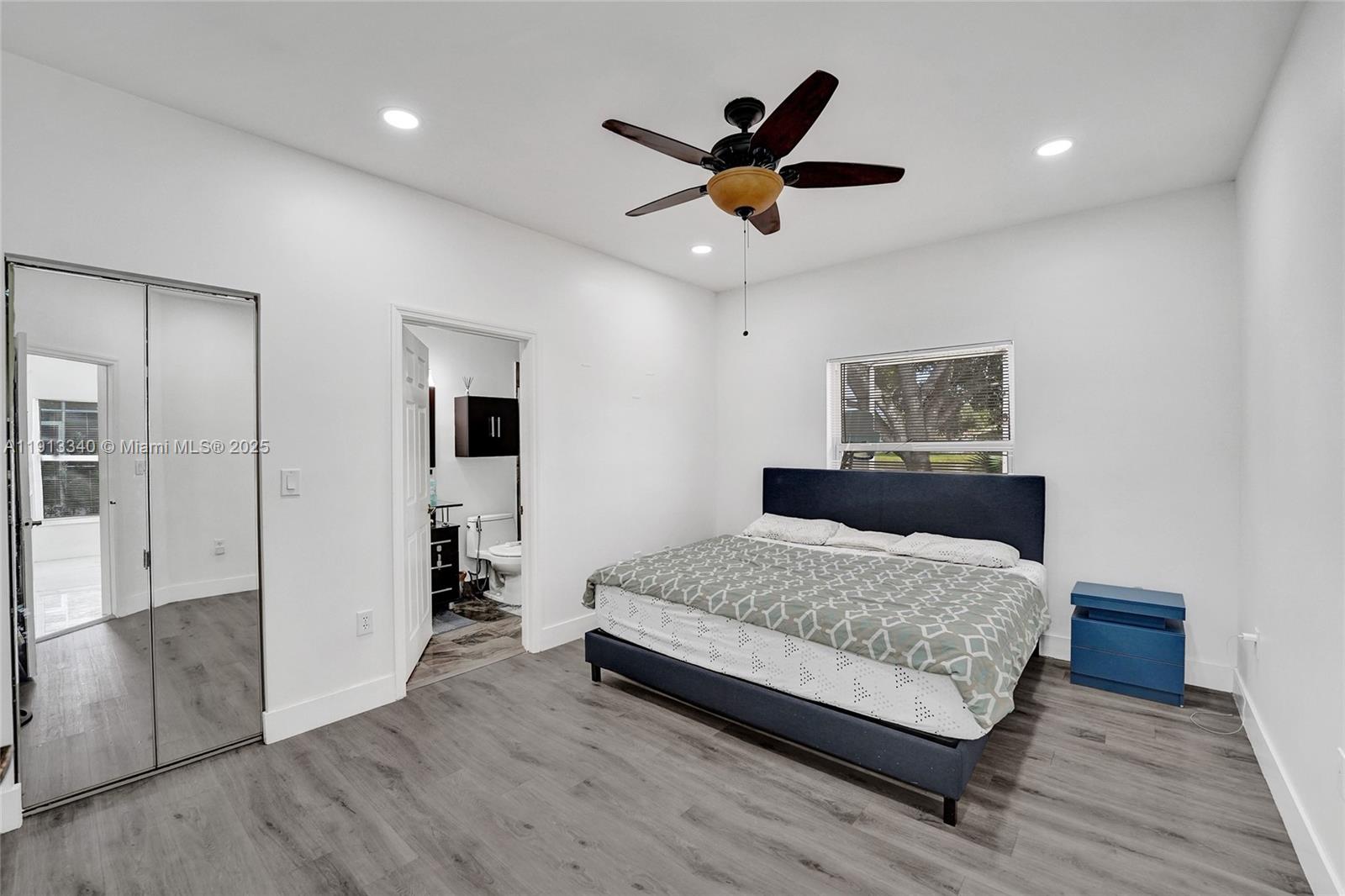 SAPPHIRE SHORES-SAPPHIRE - Residential Lease