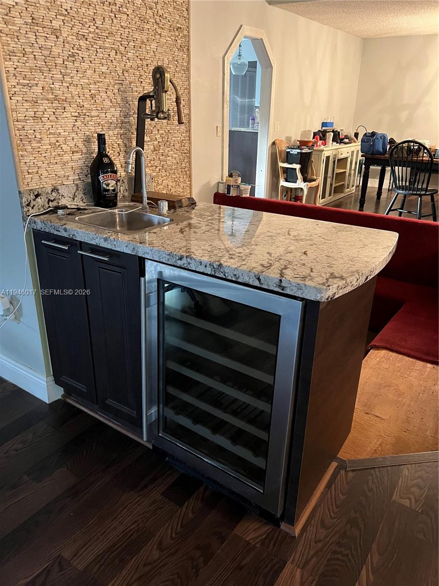 WOODBRIDGE - Residential