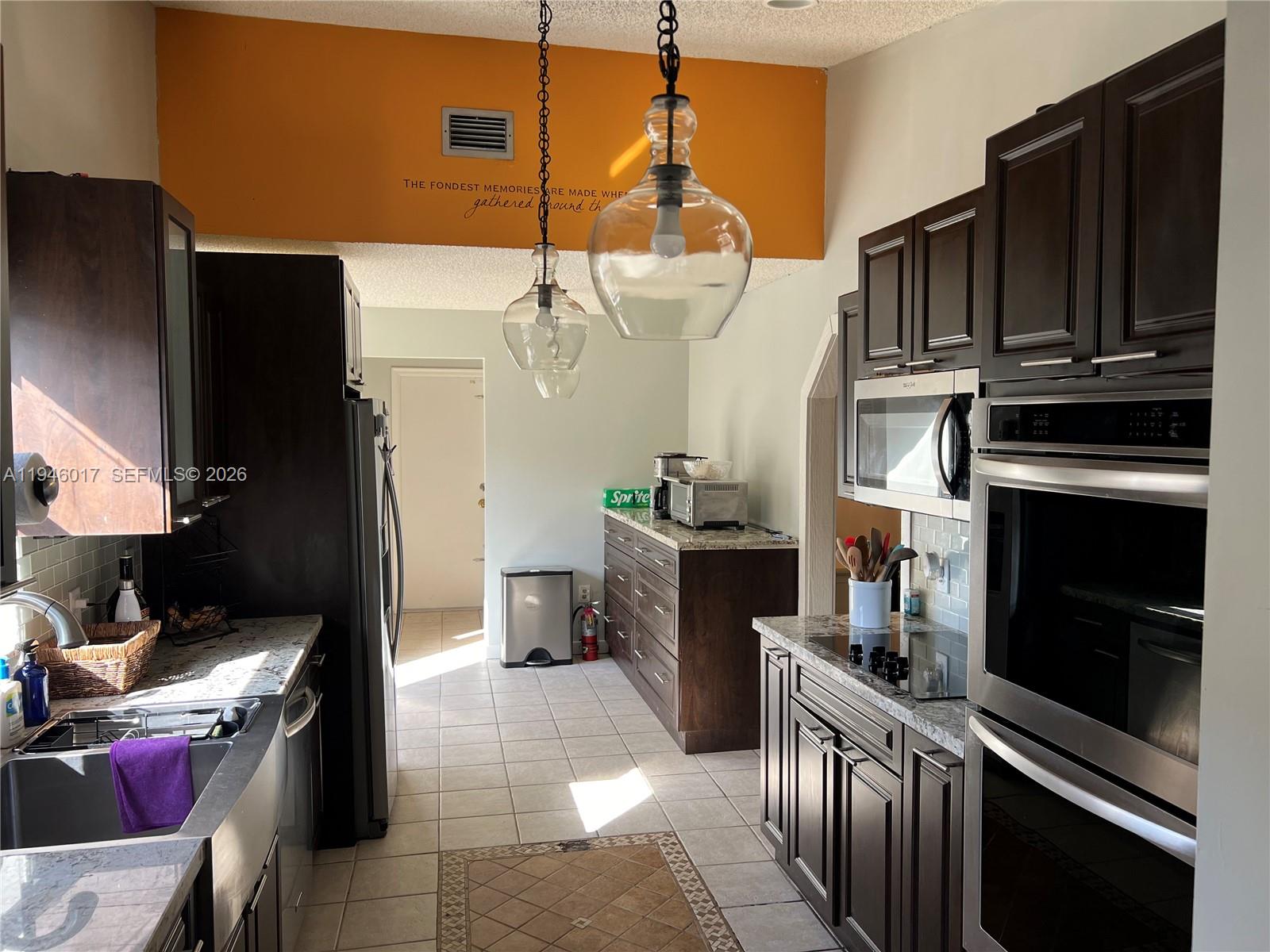 WOODBRIDGE - Residential