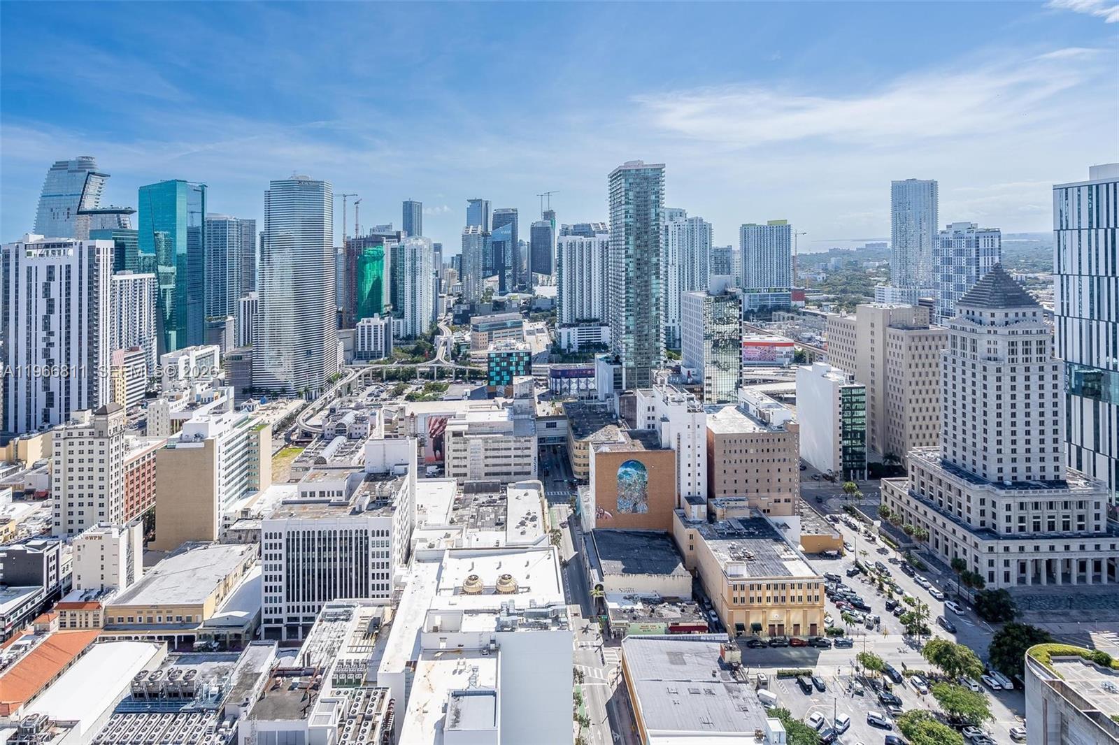 MIAMI NORTH - Residential