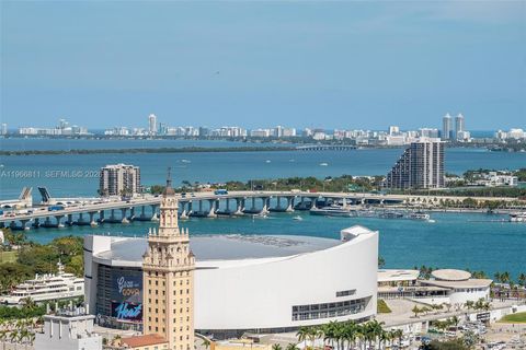 225 N Miami Ave 3307 Miami FL 33128