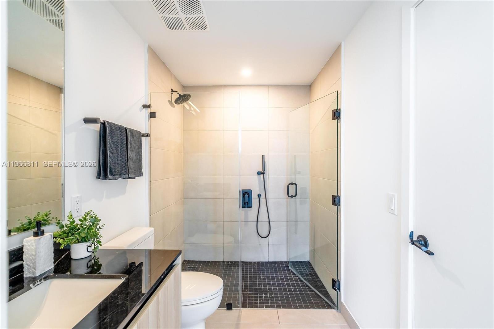 MIAMI NORTH - Residential